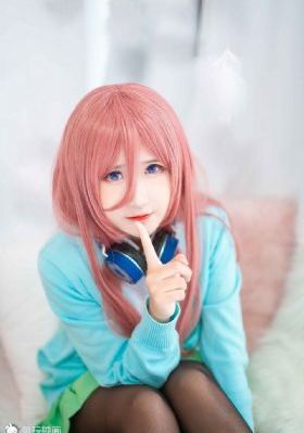 蜜桃电影_720超清免费观看