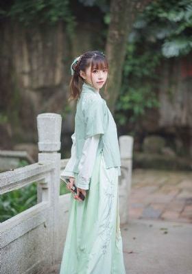 雪狼谷全集免费观看_迅雷在线观看
